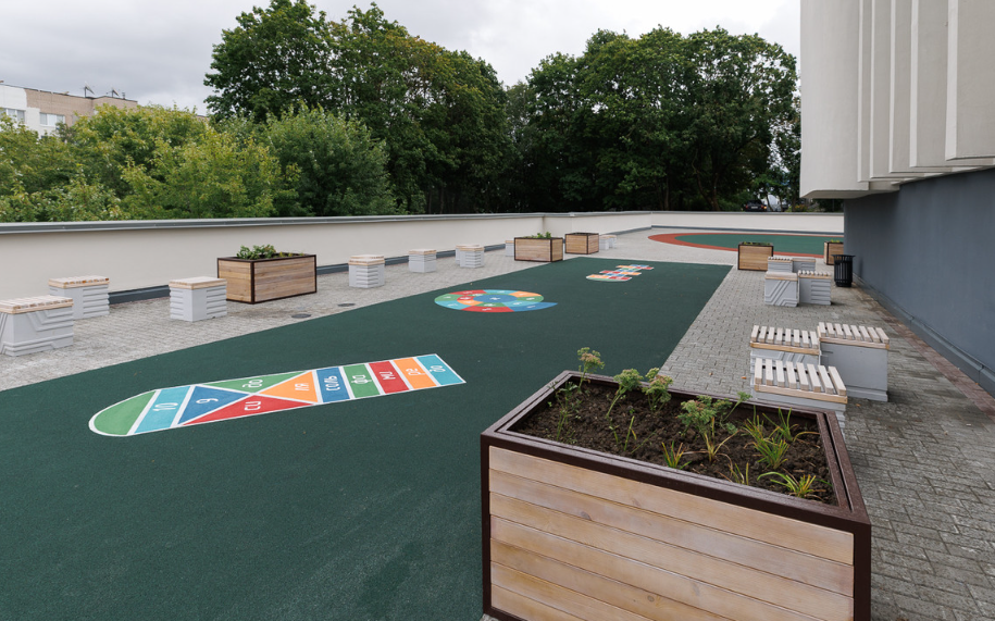 старейшая школа